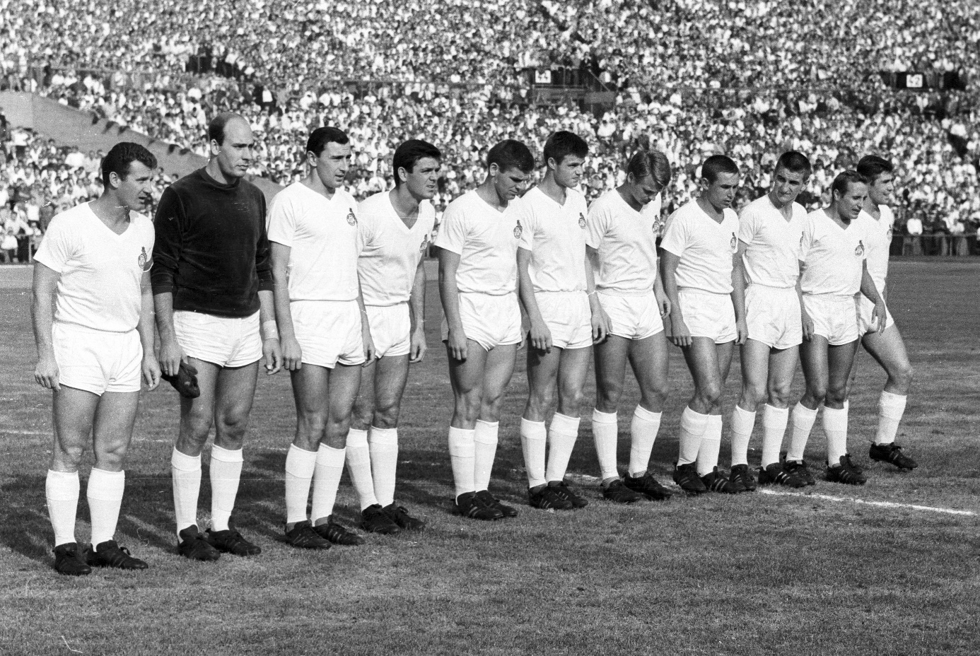 Abb. 1.18.1 Die Meistermannschaft des 1. FC Köln in der Saison 1963/64. Foto: Imago Images/ Pressefoto Baumann